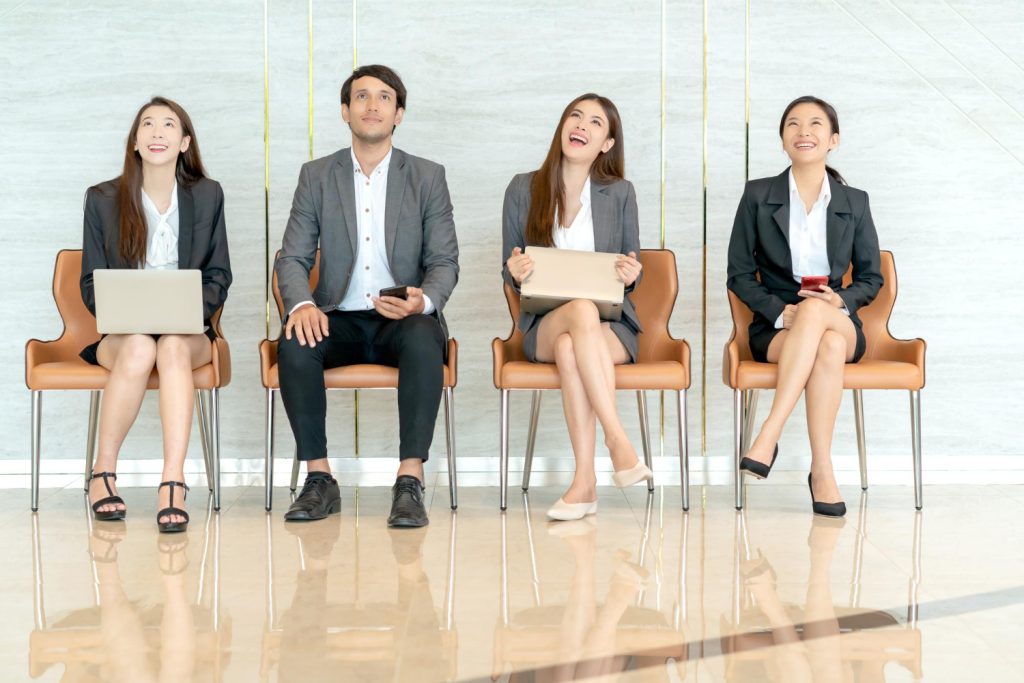 mencari karyawan yang baik dalam rekrutmen memerlukan proses yang cuku panjang